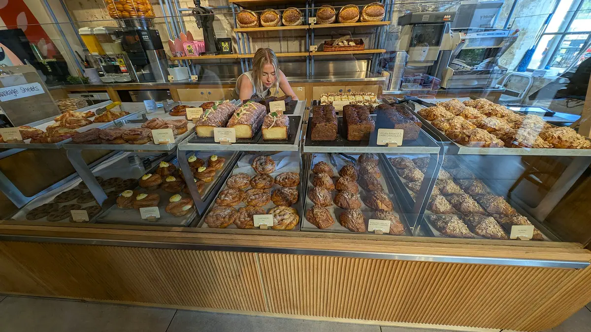 Bakers Dozen – bakery in Netley, Southampton